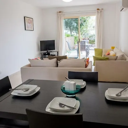 Elysia Park Modern Townhouse *