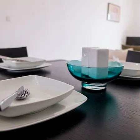 Holiday home Elysia Park Modern Townhouse