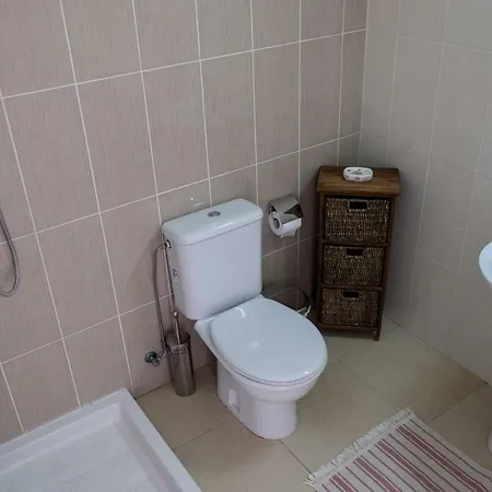 Elysia Park Modern Townhouse * Paphos